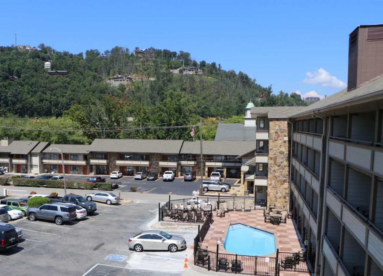 Howard Johnson By Wyndham Downtown Gatlinburg Exterior foto
